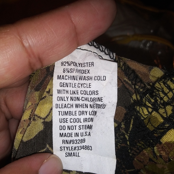 Flower Vine Print Skirt - Picture 2 of 3